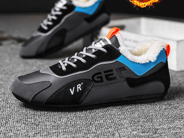 Ziemas vīriešu apavi no eko ādas ar plakanu zoli