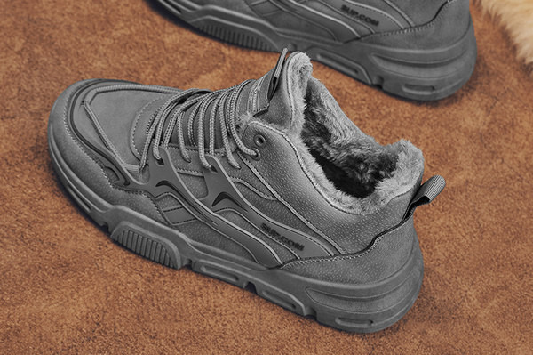 Muške tenisice s postavom u različitim bojama