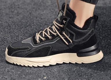 Ανδρικά sneakers με φόδρα και κορδόνια