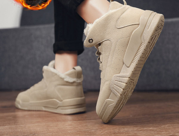 Novi model muške zimske obuće sa donjom postavom