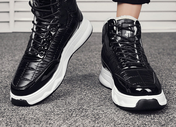 Muške čizme s toplom postavom