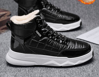 Vīriešu ziemas apavi ar biezu oderi un augstu zoli