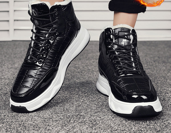 Vīriešu ziemas apavi ar biezu oderi un augstu zoli