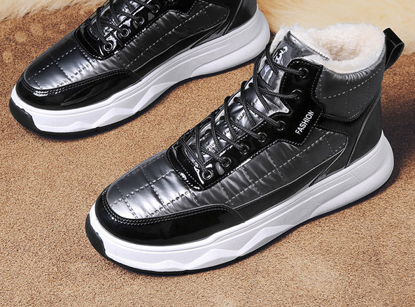 Zimske muške čizme s postavom