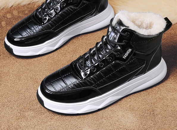 Zimske muške čizme s postavom