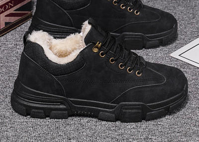 Vīriešu kedas ar dūnām un šņorēm