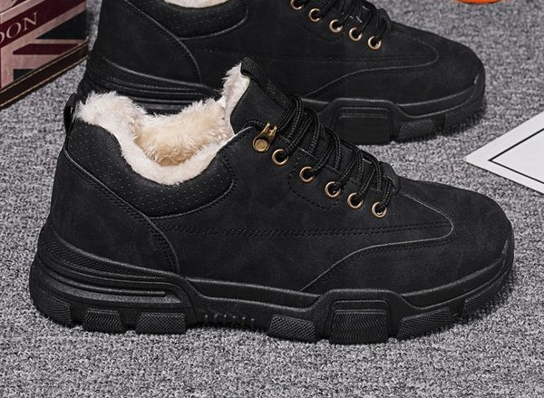 Vīriešu kedas ar dūnām un šņorēm