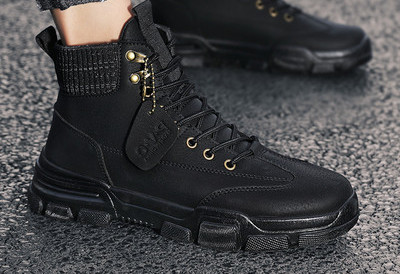 Ziemas vīriešu apavi ar uzrakstu