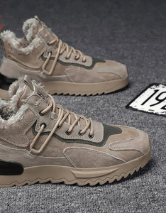 Ανδρικά χειμερινά παπούτσια - με τραχιά σόλα