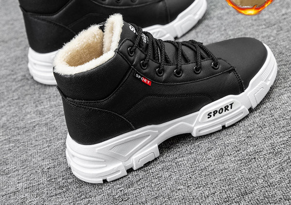 Ανδρικά χειμωνιάτικα μποτάκια με χοντρή φόδρα και κορδόνια