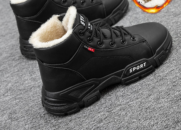 Ανδρικά χειμωνιάτικα μποτάκια με χοντρή φόδρα και κορδόνια