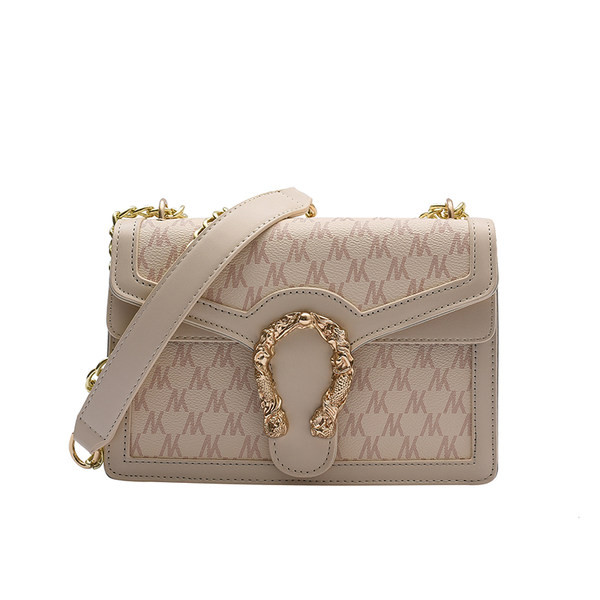 Jauna modeļa rokassomiņa ar metāla plecu ķēdi