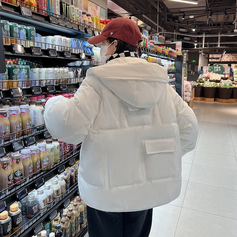 Νέα βαμβακερά ρούχα σε μεγάλο μέγεθος Γυναικεία κοντά ρούχα ψωμιού Χειμερινή μόδα Φαρδιά ζεστή κουκούλα μοντέρνο μπουφάν