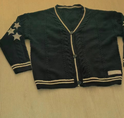 2022 Jesen Zima Ženski kardigan Topli pleteni džemper Korejski ženski kardigan s V-izrezom Zvjezdasti modni široki kaput s vezom