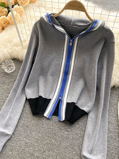 Γυναικεία Ευρωπαϊκή Αμερικάνικη Μόδα Ριγέ ραφές Κοντό γυναικείο μπουφάν με κουκούλα Νέο φερμουάρ Ζακέτα με χαλαρή πλεκτή κομμένη μπλούζα D0235