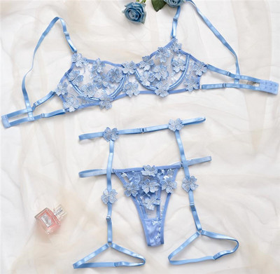 Μοντέρνο σετ  εσωρούχων για γυναίκες με φλοράλ μοτίβα