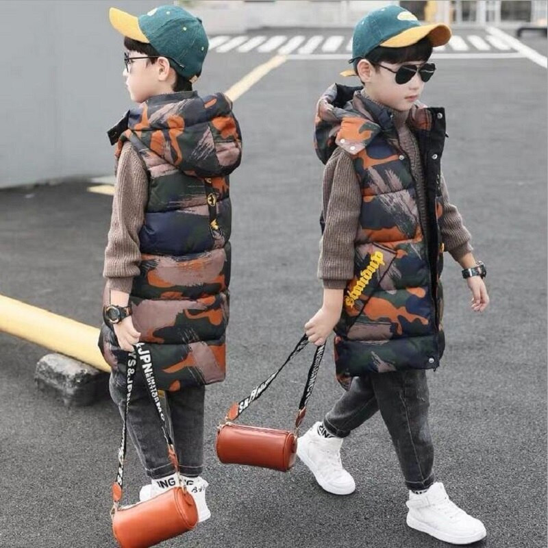 Žieminė liemenė berniukui 5-13 metų vaikams su gobtuvu šilti viršutiniai drabužiai vaikams Blizgus paltas be rankovių striukė paminkštinta ilga kamufliažinė liemenė