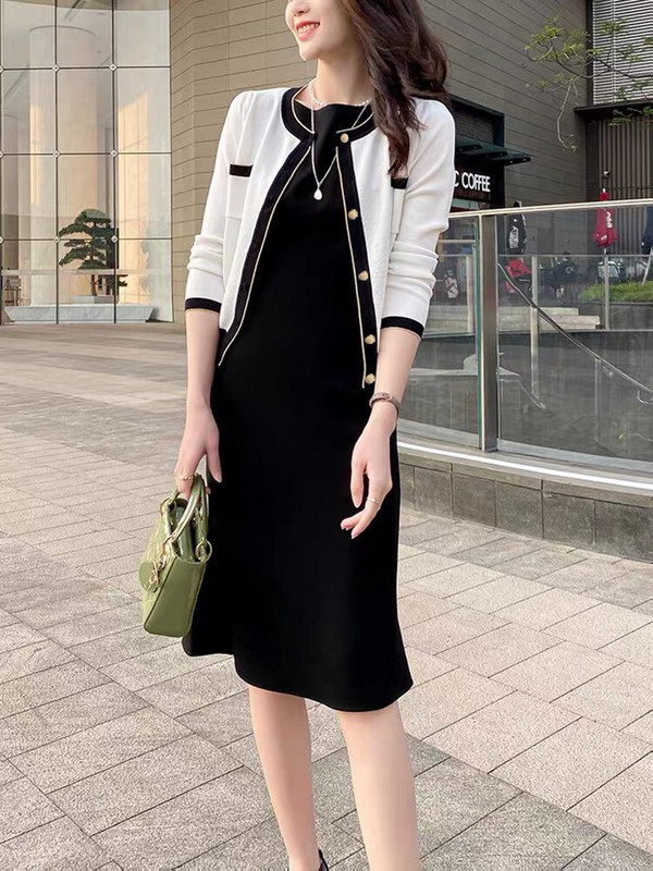 2022. gada rudens ziema Jaunums, trīs krāsu brīvs O veida kakla adīts jakas mētelis sievietēm ar pogām, garām piedurknēm, ikdienas eleganti topi C-160