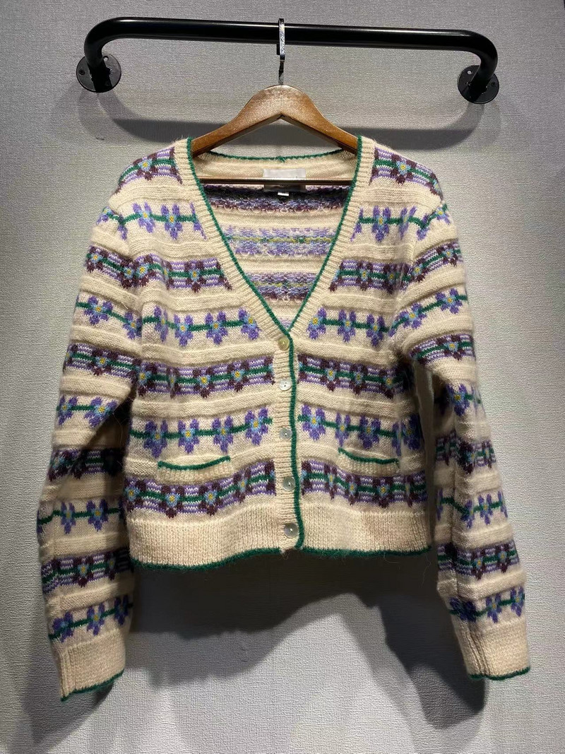 Sieviešu retro ziedu žakarda trikotāžas jaciņa dāmu apvalks ar pogu V veida kakla vilnas maisījuma džemperis ar garām piedurknēm, vienrindas trikotāžas izstrādājumi