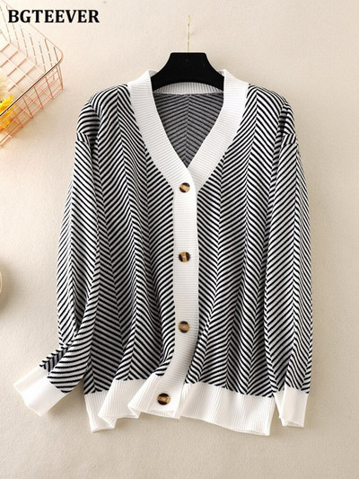 BGTEEVER Casual ριγέ ζακέτες με λαιμόκοψη V Γυναικείες πουλόβερ Φθινοπωρινά χειμερινά μακρυμάνικα φαρδιά πλεκτά γυναικεία ρούχα ανοιχτής βελονιάς