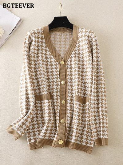 BGTEEVER Casual ριγέ ζακέτες με λαιμόκοψη V Γυναικείες πουλόβερ Φθινοπωρινά χειμερινά μακρυμάνικα φαρδιά πλεκτά γυναικεία ρούχα ανοιχτής βελονιάς