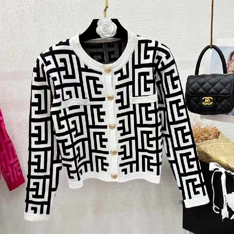 Jauns rudens burtu žakarda trikotāžas jaciņa džemperis sievietēm zelta pogas Ielu apģērbs Vintage Slim jaka ar garām piedurknēm O veida kakla augšējos mēteļus