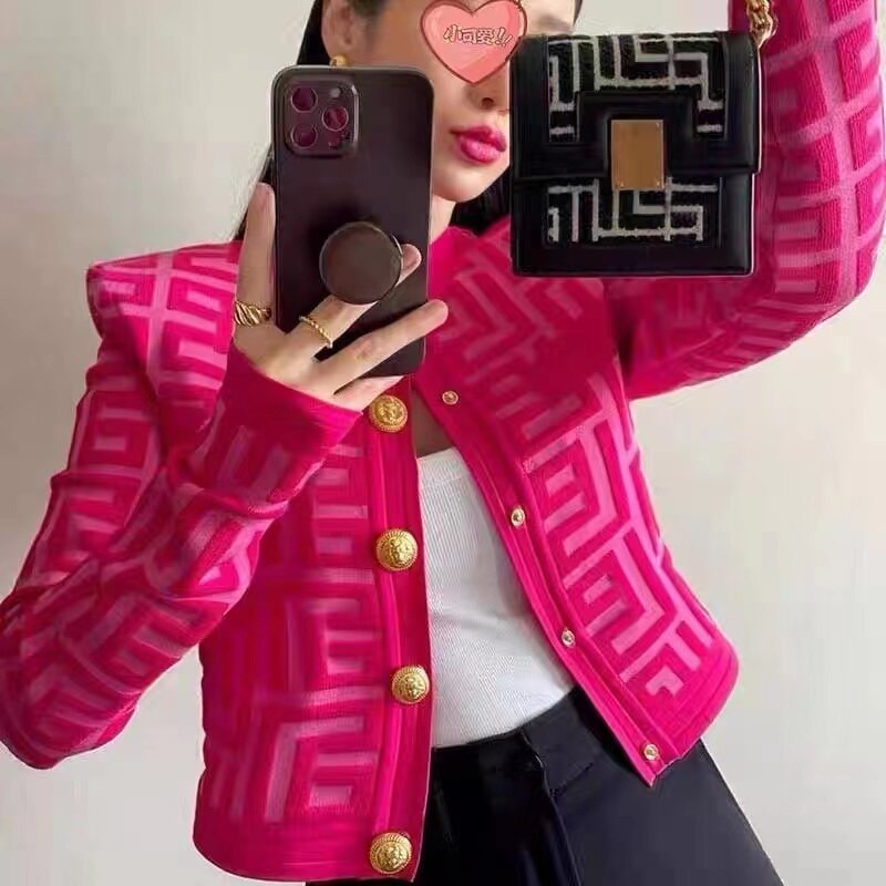 Jauns rudens burtu žakarda trikotāžas jaciņa džemperis sievietēm zelta pogas Ielu apģērbs Vintage Slim jaka ar garām piedurknēm O veida kakla augšējos mēteļus