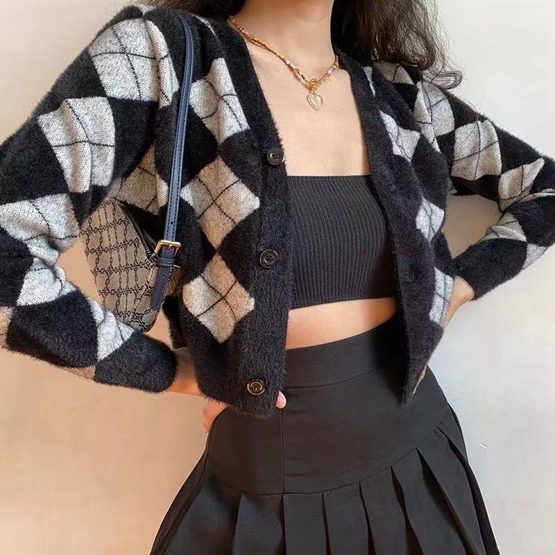 Modes lielizmēra sieviešu džemperi rudens vintage džemperi, brīvi ziemas džemperi Modes trikotāžas sieviešu džemperi ar vienu krūtiņu