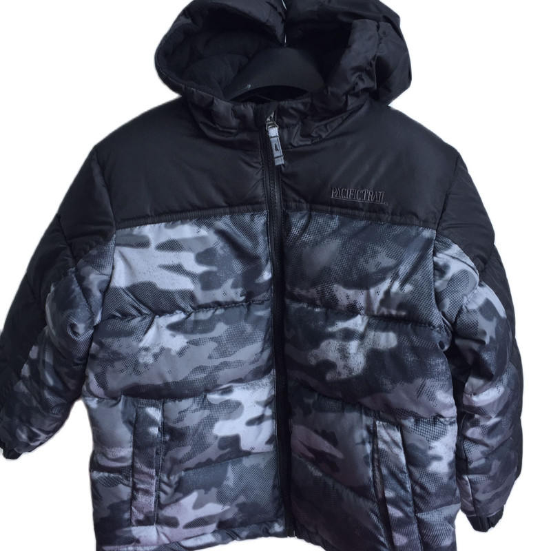 Izpārdošana Ziemas jaka zēniem 2-7 gadi polsterēta silta ūdensnecaurlaidīga vēja necaurlaidīga līdz mīnus 10 C sniega necaurlaidīga