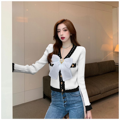 Kiváló minőségű őszi újdonság divat női V-nyakú hosszú ujjú luxus gyöngyökkel díszített Kötés Kardigán pulóver Női felsők