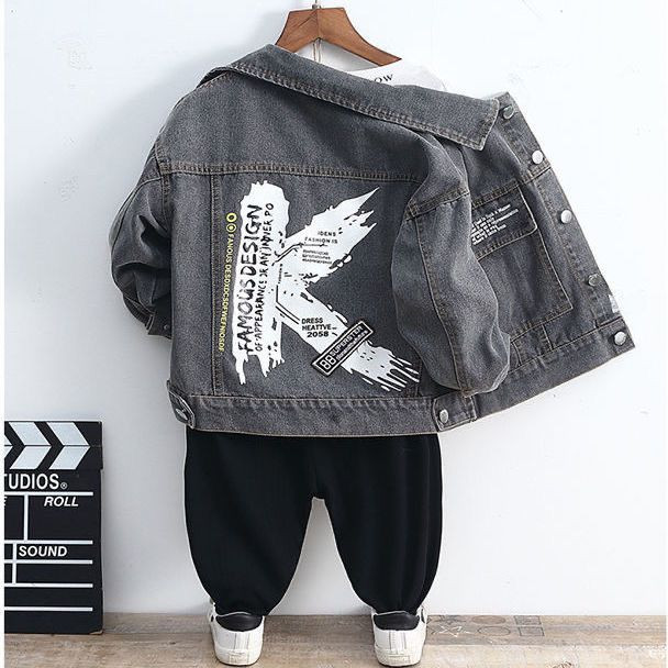 Karstā izpārdošana 2022. gada džinsa jaka zēniem Modes mēteļi Bērnu apģērbi Rudens mazuļu meiteņu apģērbi Virsdrēbes Karikatūra Džins Jaka Mētelis