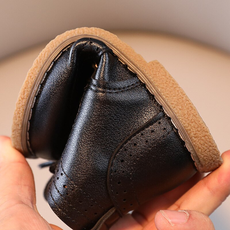 2022 Φθινόπωρο Χειμώνας Παιδικές Μπότες Αγόρια Κοριτσίστικες Κοντές μπότες Βρεφικά μοδάτα δερμάτινα παπούτσια Αγγλικά στυλ με μαλακό κάτω μέρος E08142