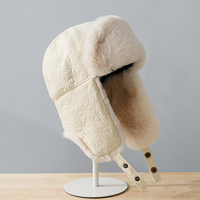 Ziemas vīriešu cepure ar figūrām