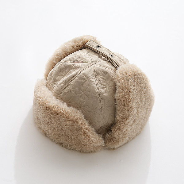 Ziemas vīriešu cepure ar figūrām