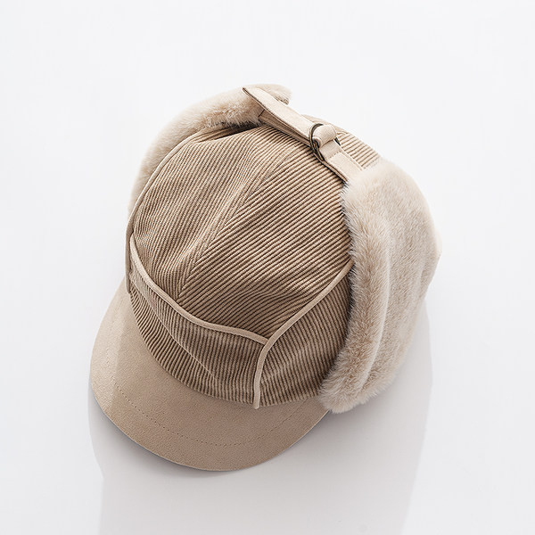 Vyriška žieminė kepurė su snapeliu su skydeliu