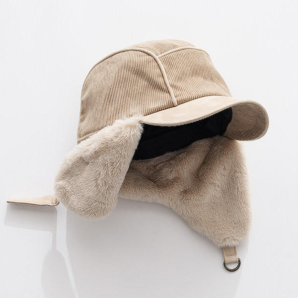 Vyriška žieminė kepurė su snapeliu su skydeliu