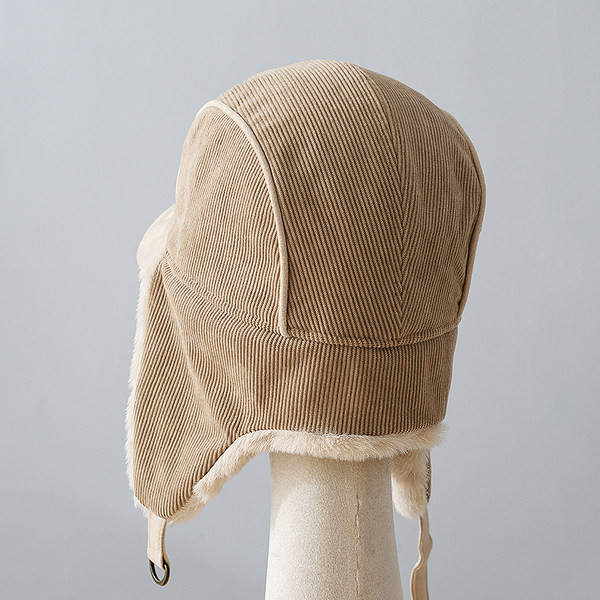 Vyriška žieminė kepurė su snapeliu su skydeliu