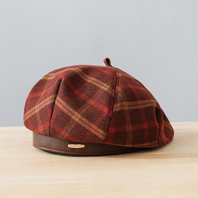 Vīriešu rūtainā cepure