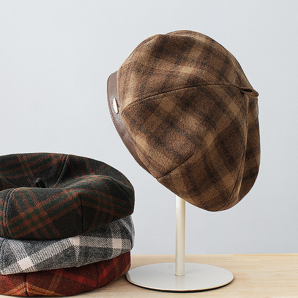Vīriešu rūtainā cepure