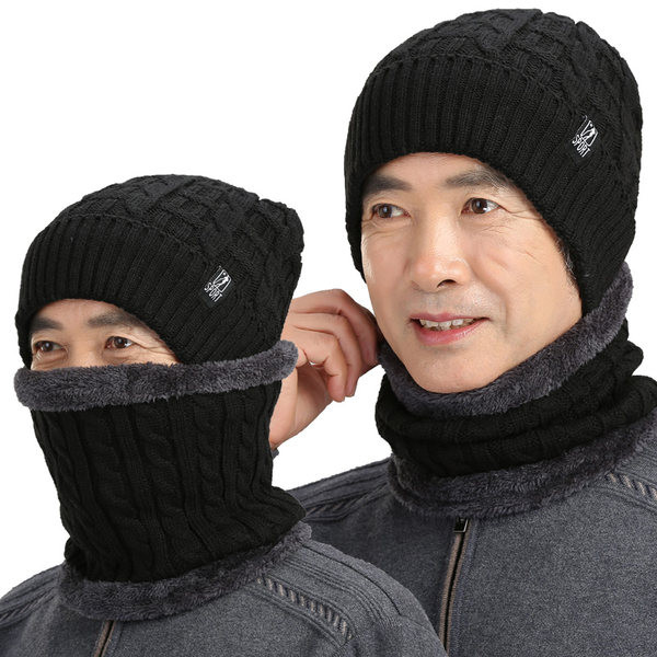 Vīriešu trikotāžas cepures un šalles komplekts ar uzrakstu