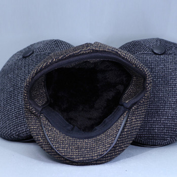 Комплект от две части шапка и шал с топла подплата