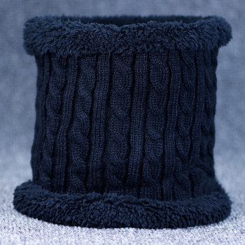 Мъжка зимна шапка с козирка и топла подплата 