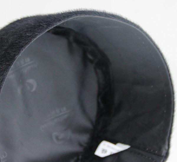 Ανδρικό βελούδινο καπέλο σε τρία χρώματα