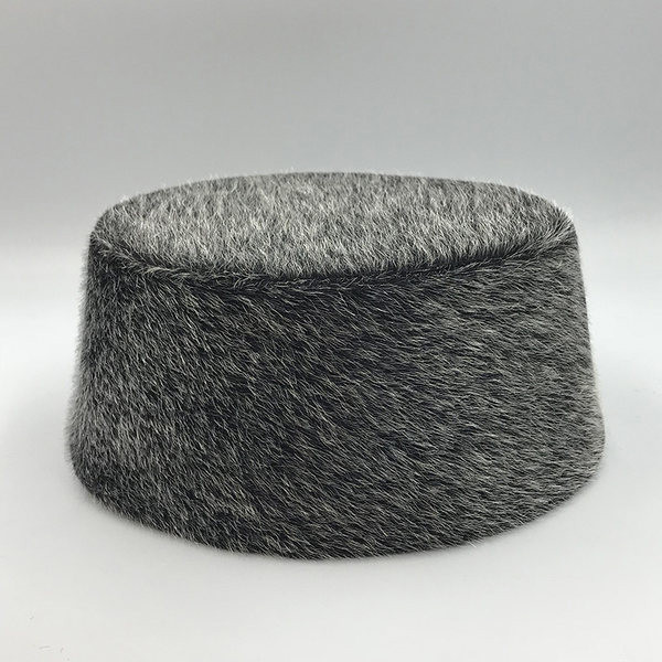 Ανδρικό βελούδινο καπέλο σε τρία χρώματα