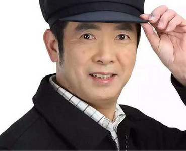 Καθημερινό ανδρικό καπέλο - με γείσο