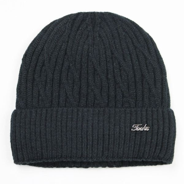 Ziemas vīriešu cepure ar uzrakstu