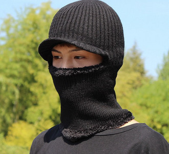 Ziemas vīriešu cepure ar šalli