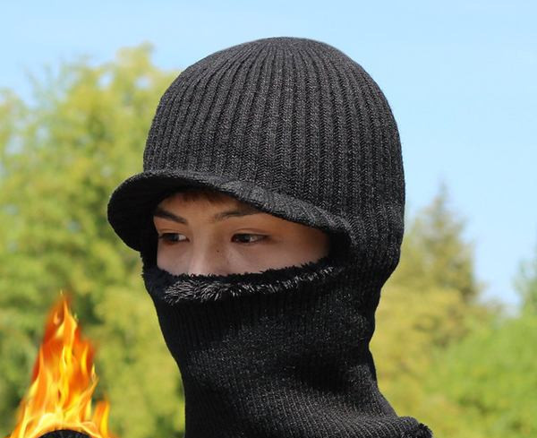 Ziemas vīriešu cepure ar šalli