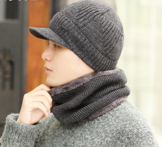 Χειμερινό ανδρικό καπέλο με κοντό γείσο