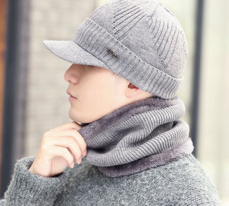 Χειμερινό ανδρικό καπέλο με κοντό γείσο